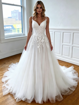 White Tulle Lace Appliques Strapes Wedding Dress