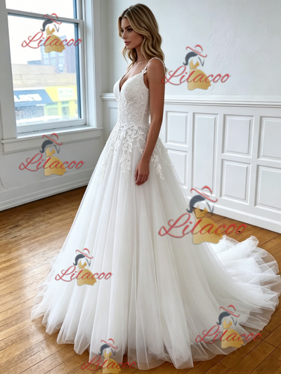 White Tulle Lace Appliques Strapes Wedding Dress