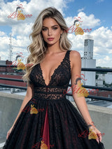 Black Lace V-neck Prom Dress