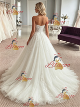 White Tulle Strapless Appliques Wedding Dress