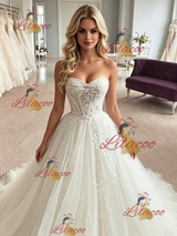 White Tulle Strapless Appliques Wedding Dress