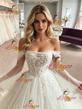 White Tulle Long Sleeve Appliques Wedding Dress