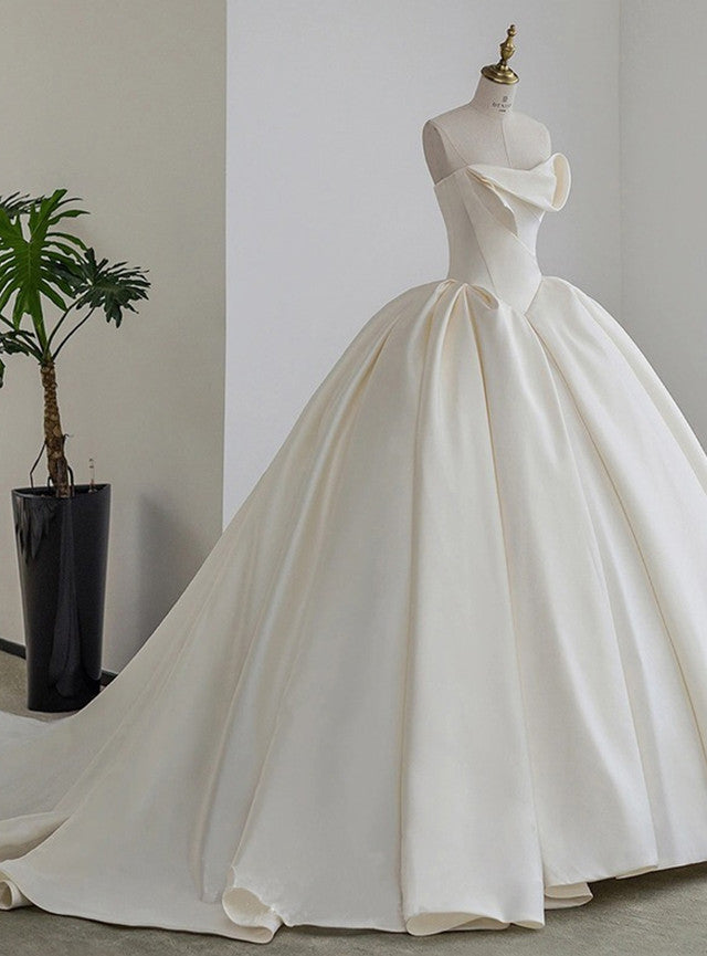 Vintage White Satin Strapless Pleats Wedding Dress