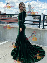 Green Mermaid Velvet V-neck Long Sleeve Prom Dress