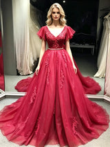 Burgundy Tulle V-neck Appliques prom Dress