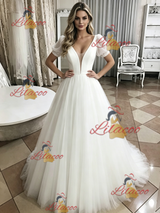 White Tulle V-neck Puff Sleeve Wedding Dress