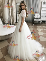 White Tulle V-neck Puff Sleeve Wedding Dress