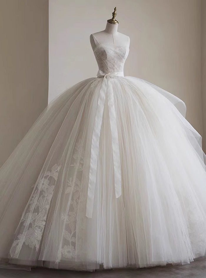 Ball Gown White Tulle Lace Strapless Wedding Dress