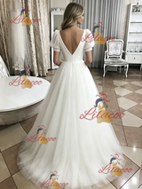 White Tulle V-neck Puff Sleeve Wedding Dress