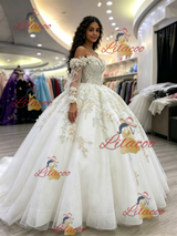 White Tulle Long Sleeve Appliques Quinceanera Dress