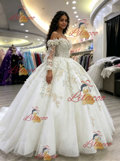 White Tulle Long Sleeve Appliques Quinceanera Dress