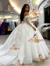 White Tulle Long Sleeve Appliques Quinceanera Dress