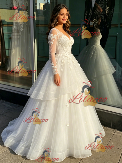 White Tulle V-neck Long Sleeve Appliques Quinceanera Dress