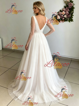 Long Sleeve V-neck Pleats Beading Wedding Dres