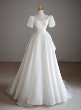 White Tulle Puff Sleeve Pleats Wedding Dress