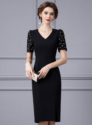 Black V-neck Pearls Mother Of The Bride Dress