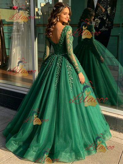 Green Tulle V-neck Long Sleeve Quinceanera Dress
