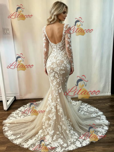 Light Champagne Long Sleeve Appliques Wedding Dress