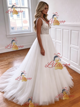 White Tulle V-neck Beading Wedding Dress