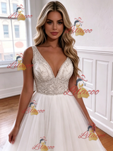 White Tulle V-neck Beading Wedding Dress