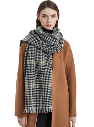 Retro Houndstooth Plaid Scarf
