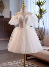 White Tulle Lace Spaghetti Straps Wedding Dress