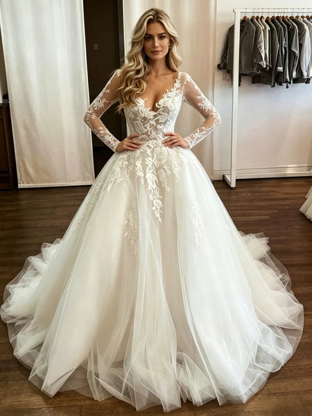 White Tulle Appliques Long Sleeve Wedding Dress