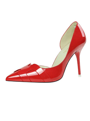 Side Hollow Pointed Solid Patent Leather Shoes