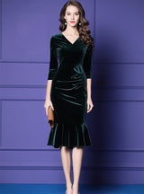 Dark Green Velvet Short Sleeve Mother Of The Bride Dress