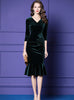 Dark Green Velvet Short Sleeve Mother Of The Bride Dress