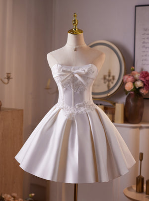 White Satin Strapless Lace Appliques Homecoming Dress