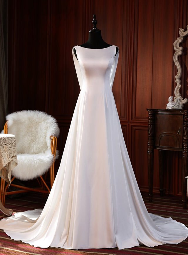 White Satin Sleeveless Wedding Dress