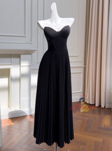 Black Strapless Pleats Prom Dress