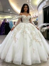 White Tulle Long Sleeve Appliques Quinceanera Dress