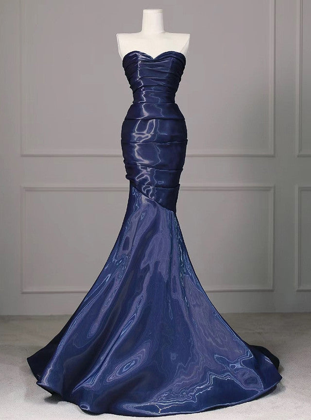 Navy Blue Mermaid Sweetheart Pleats Prom Dress