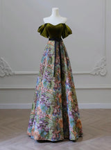 Green Velvet Print Short Sleeve Prom Dress