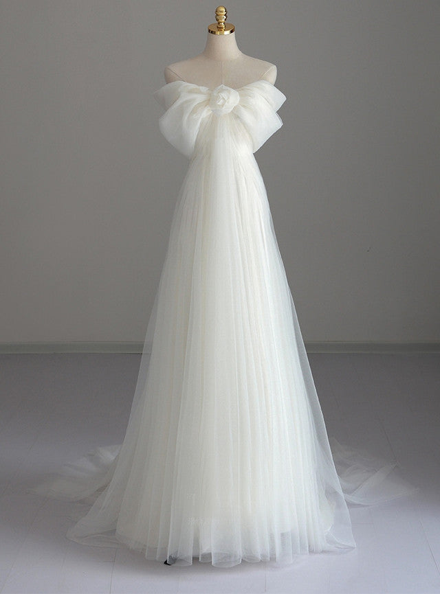 White Tulle Off the Shoulder Pleats Wedding Dress