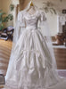 White Satin V-neck Lace Bow Wedding Dress
