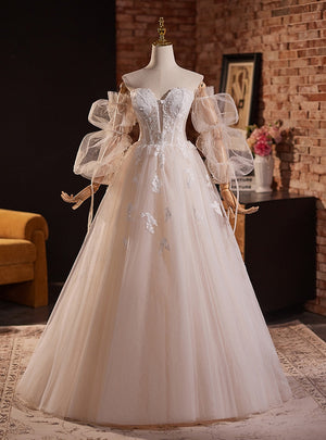 White Tulle Lace Long Sleeve Appliques Wedding Dress