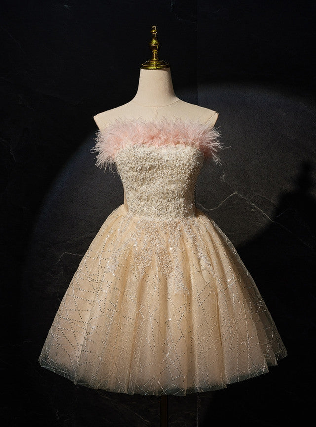Champagne Tulle Sequins Strapless Homecoming Dress