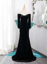 Black Mermaid Velvet Long Sleeve Prom Dress