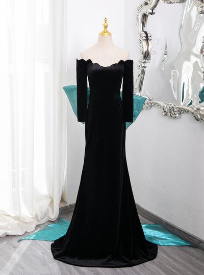 Black Mermaid Velvet Long Sleeve Prom Dress