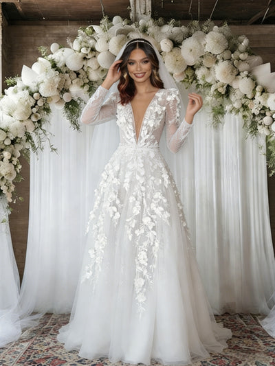 White Tulle Long Sleeve V-neck Appliques Wedding Dress