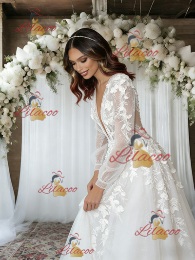 White Tulle Long Sleeve V-neck Appliques Wedding Dress