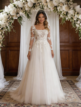 White Tulle Lace Long Sleeve Square Neck Wedding Dress