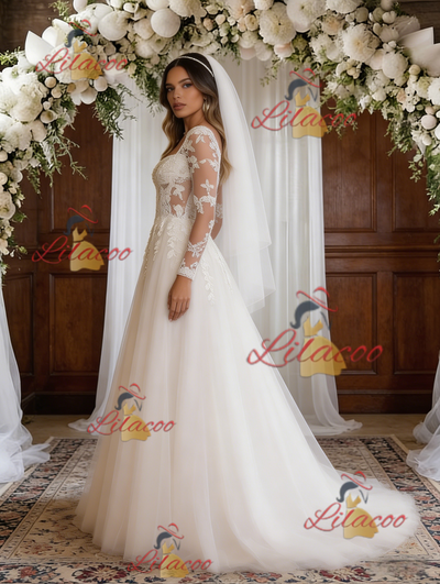 White Tulle Lace Long Sleeve Square Neck Wedding Dress