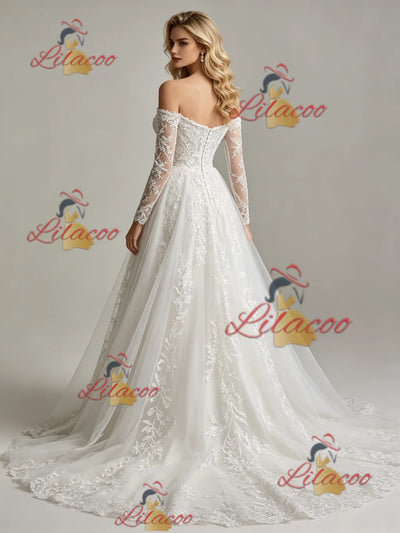 White Tulle Lace Strapless Long Sleeve Wedding Dress