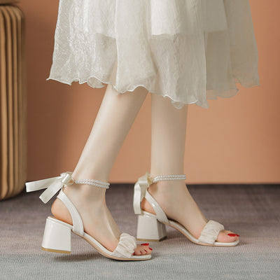 Thick-heeled Pearl Bow Sandals