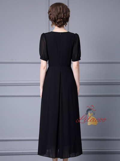 Black Chiffon V-neck Mother Of The Bride Dress