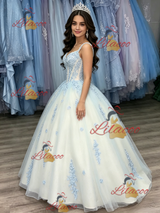 White Tulle Straps Appliques Quinceanera Dress